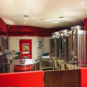 De La Tour Casa de hóspedes Tirano